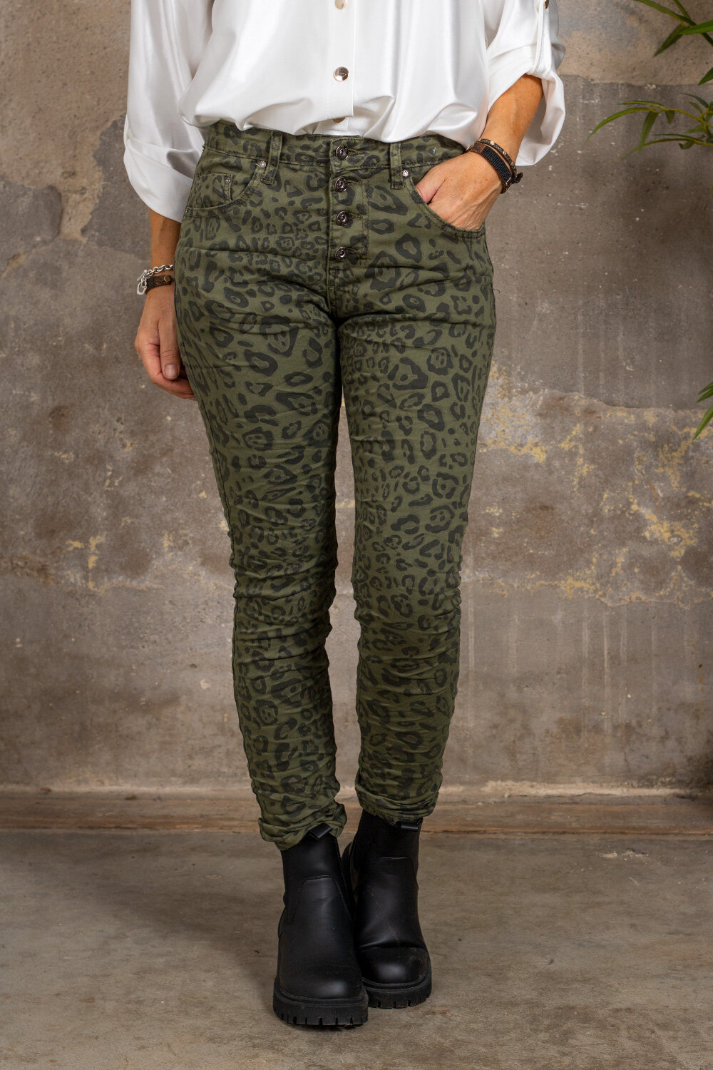 Pants 90089 - Leopard Print - Khaki
