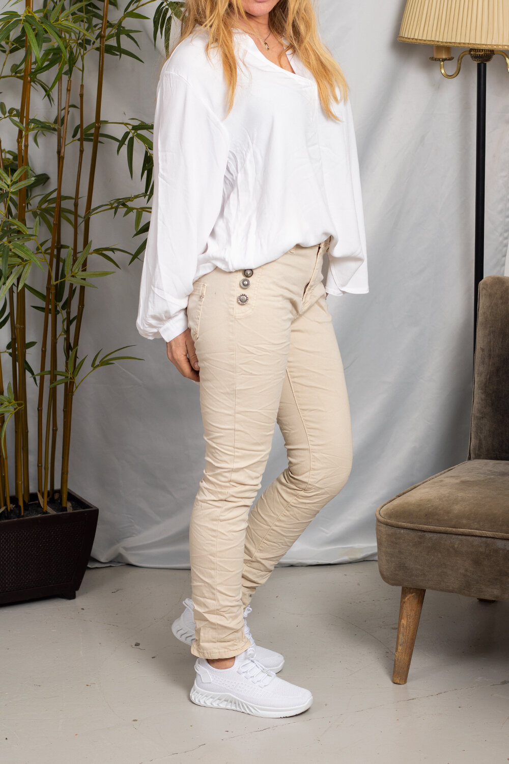 Pants 98350 - Buttons on the side - Beige