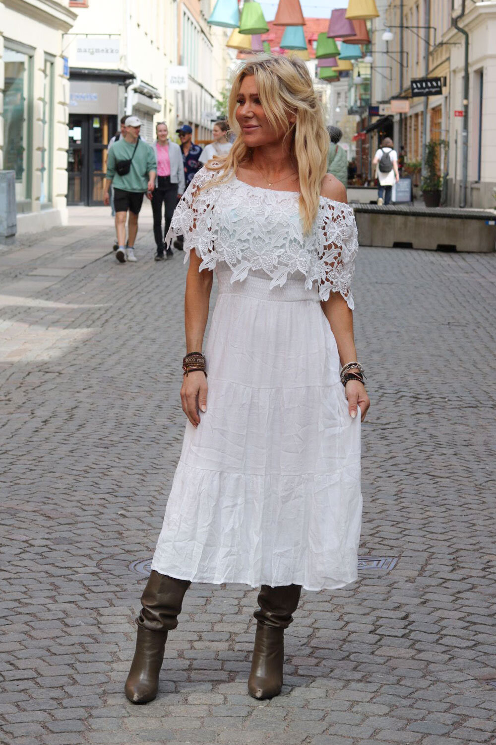 Clara dress with lace top - White
