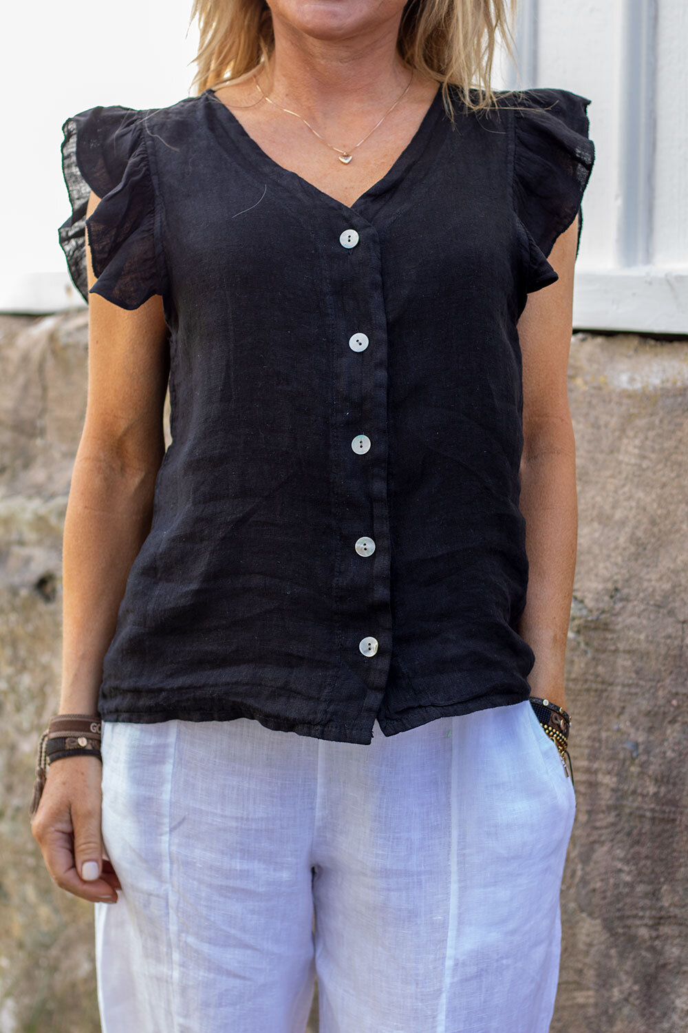 Cornelia Linen top - Butterfly sleeves - Black