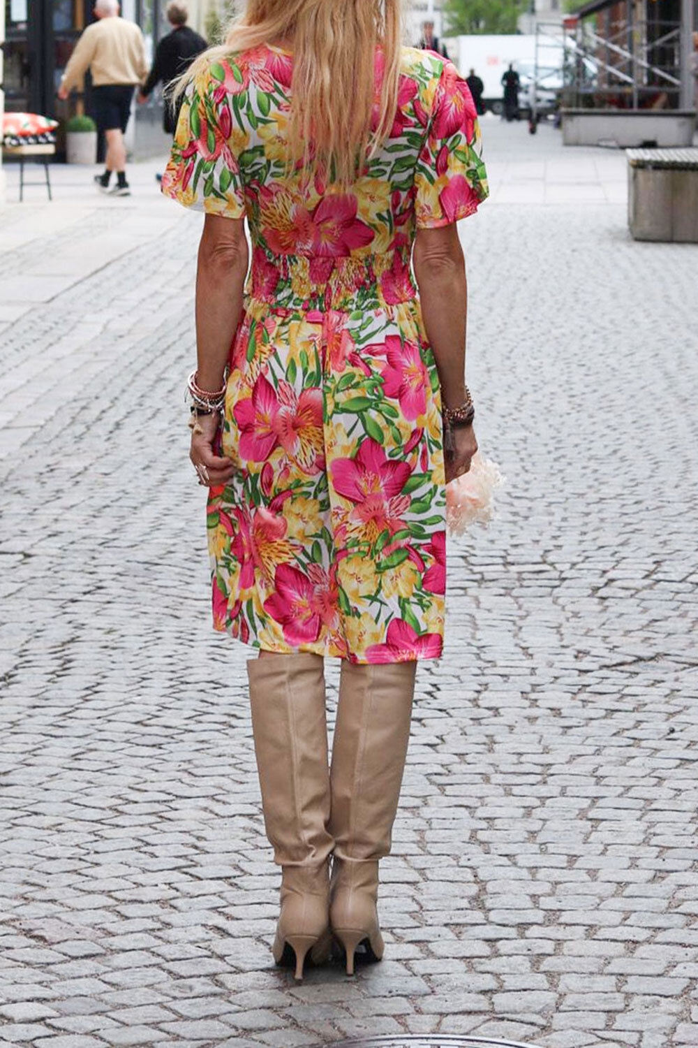 Cynthia Short soft dress - Floral pattern - Pink/Yellow