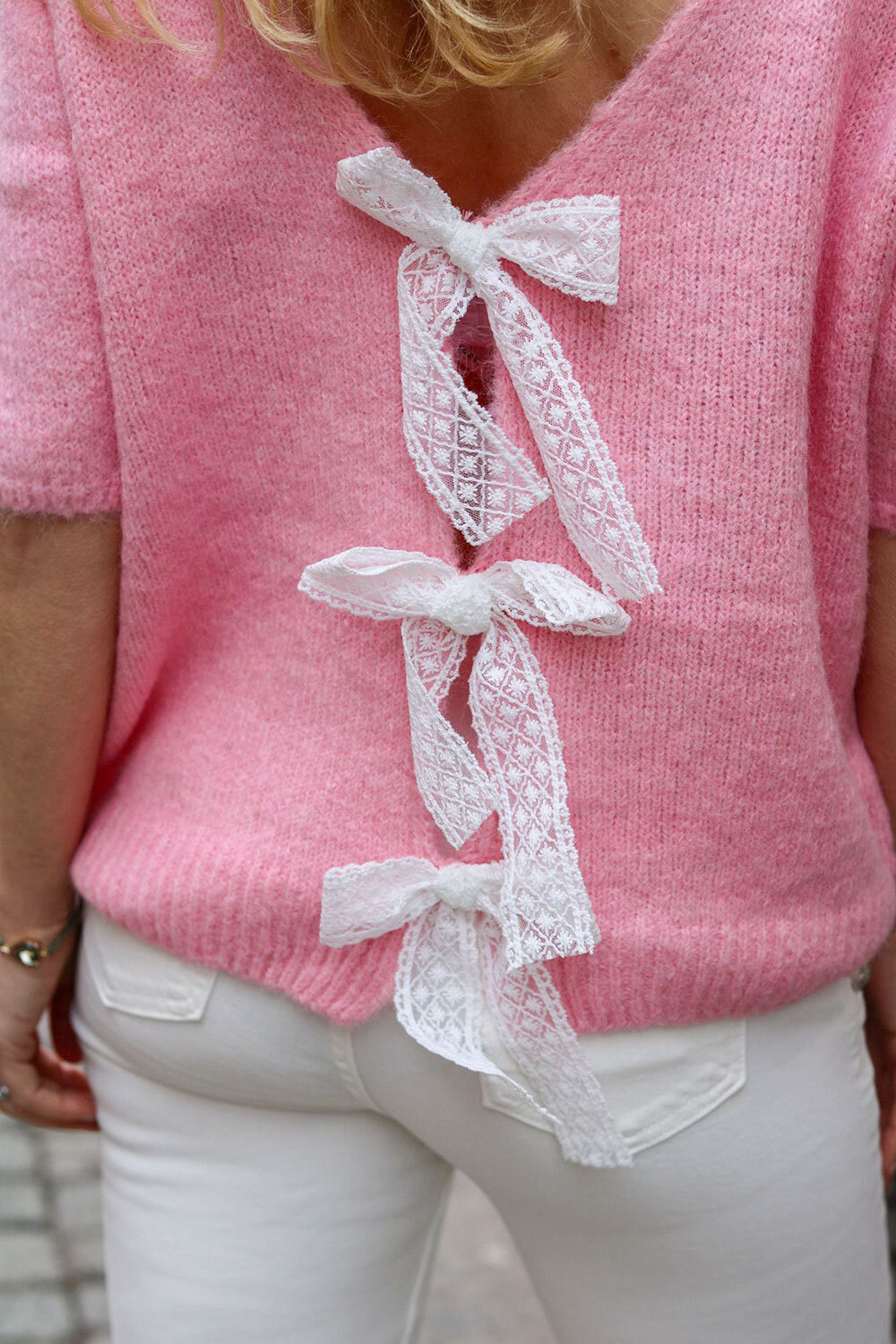 Daisy Knitted top - Lace bows - Pink