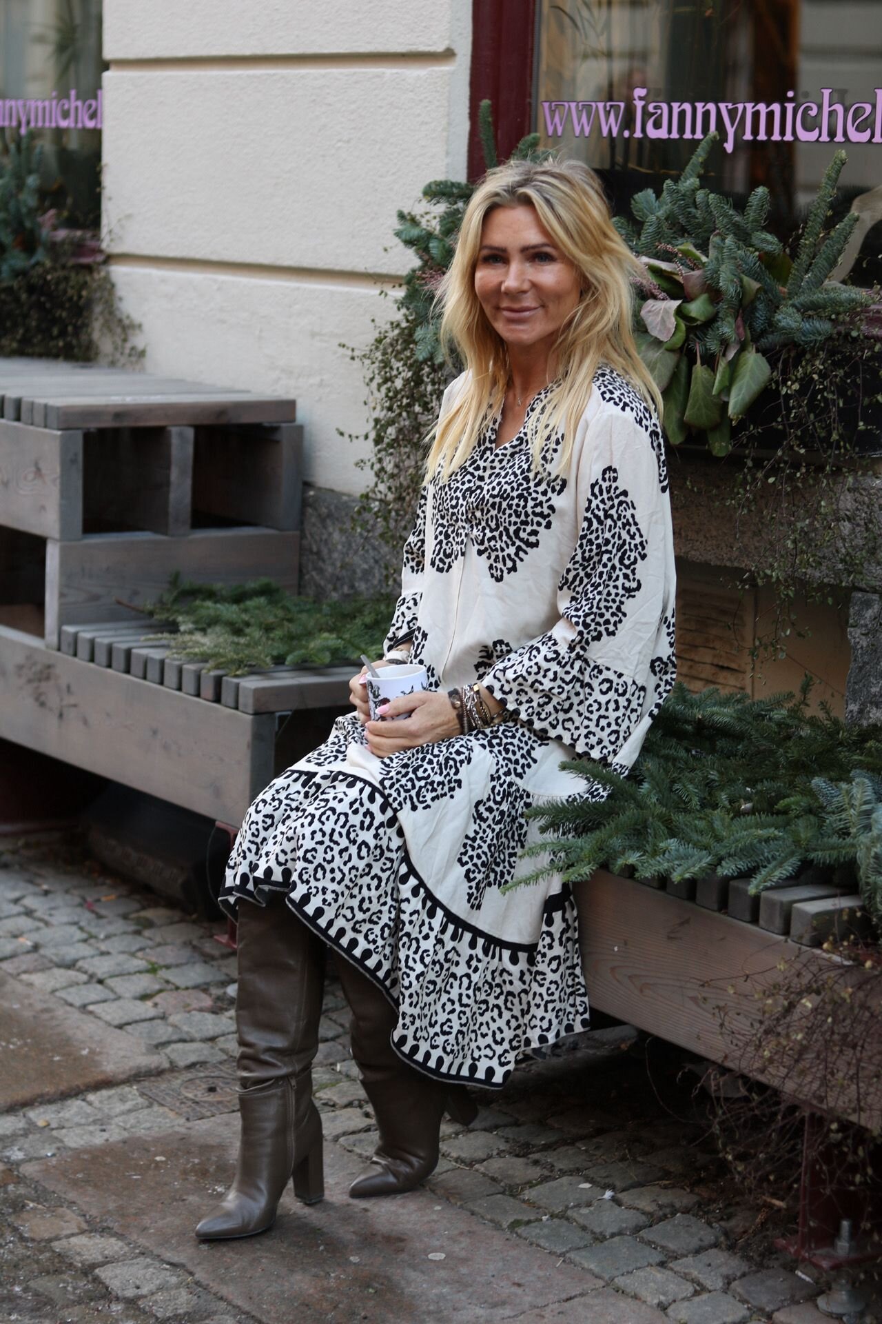 Denise dress - Leopard print - Beige