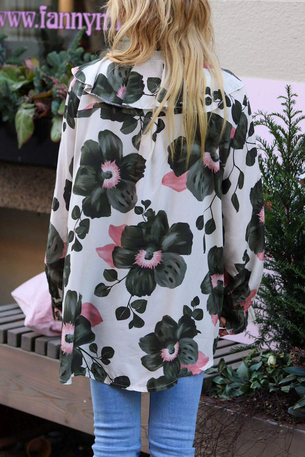 Ebba Floral blouse - Ruffles - Khaki