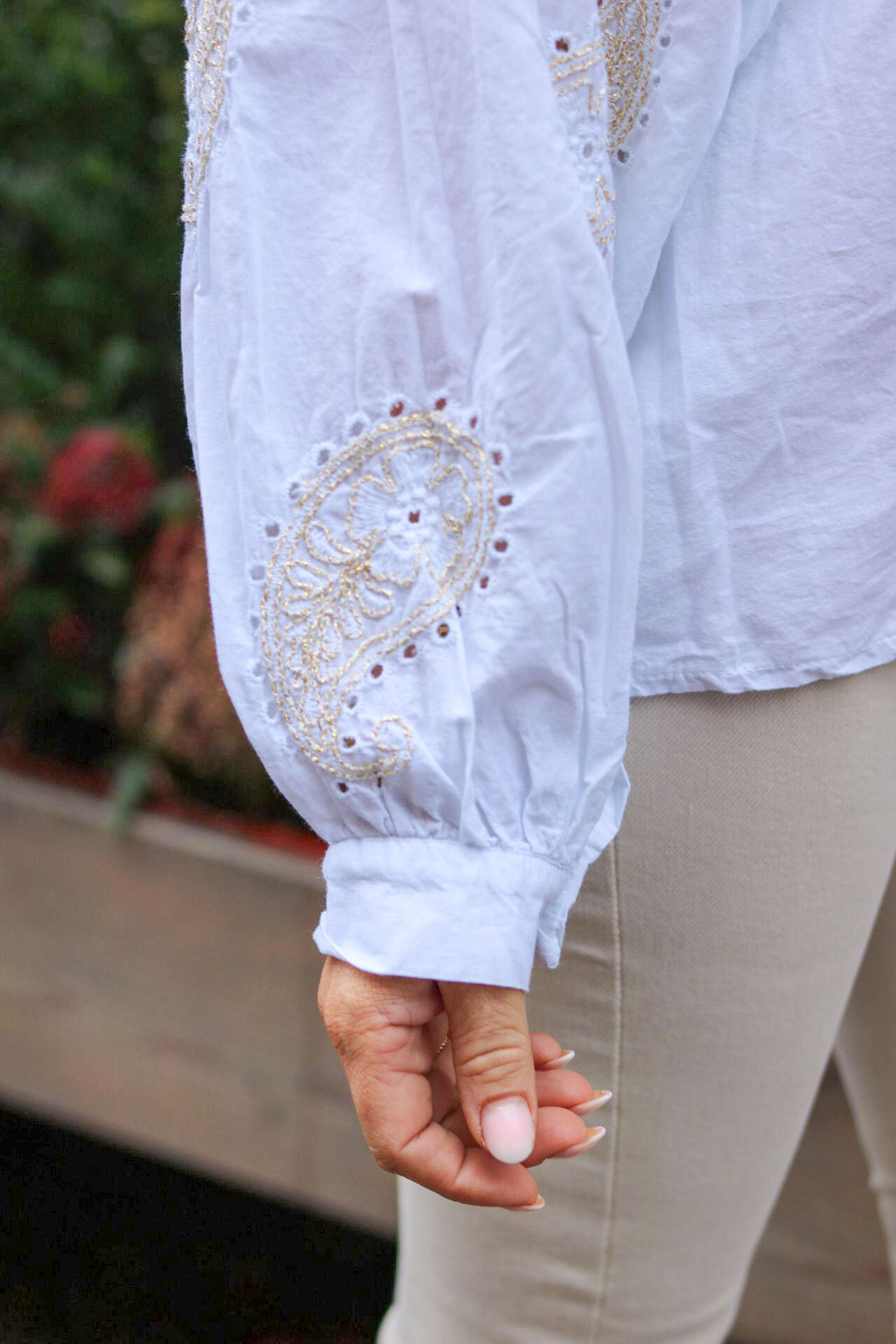 Elisabeth Cotton blouse - Gold embroidery - White