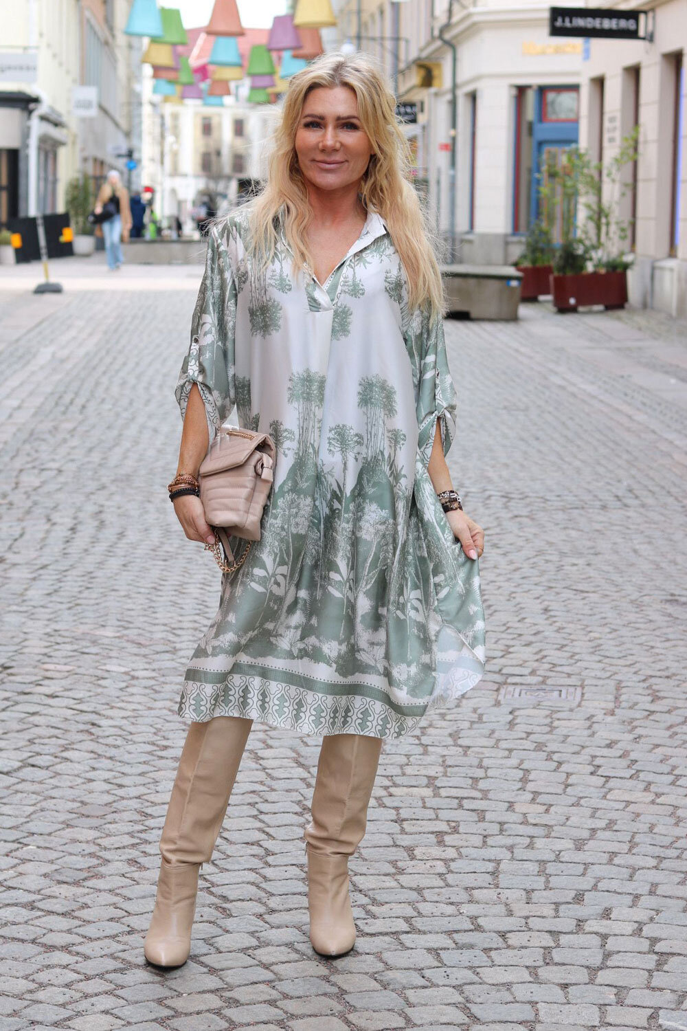 Elsa Satin dress - Nature - Green