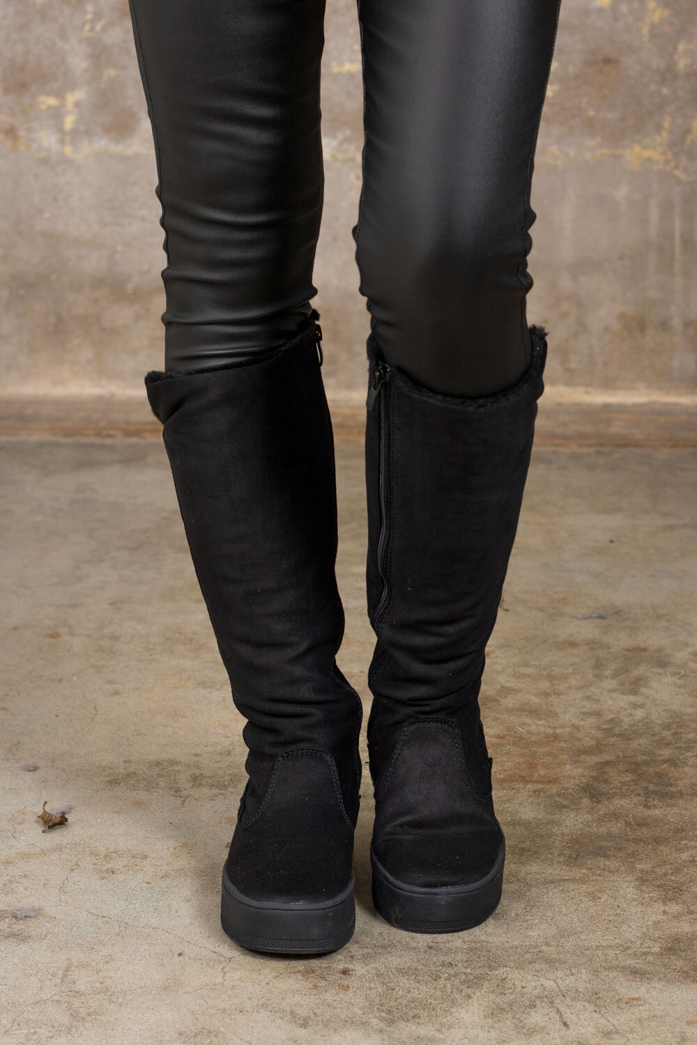 High boots in suede imitation - Black