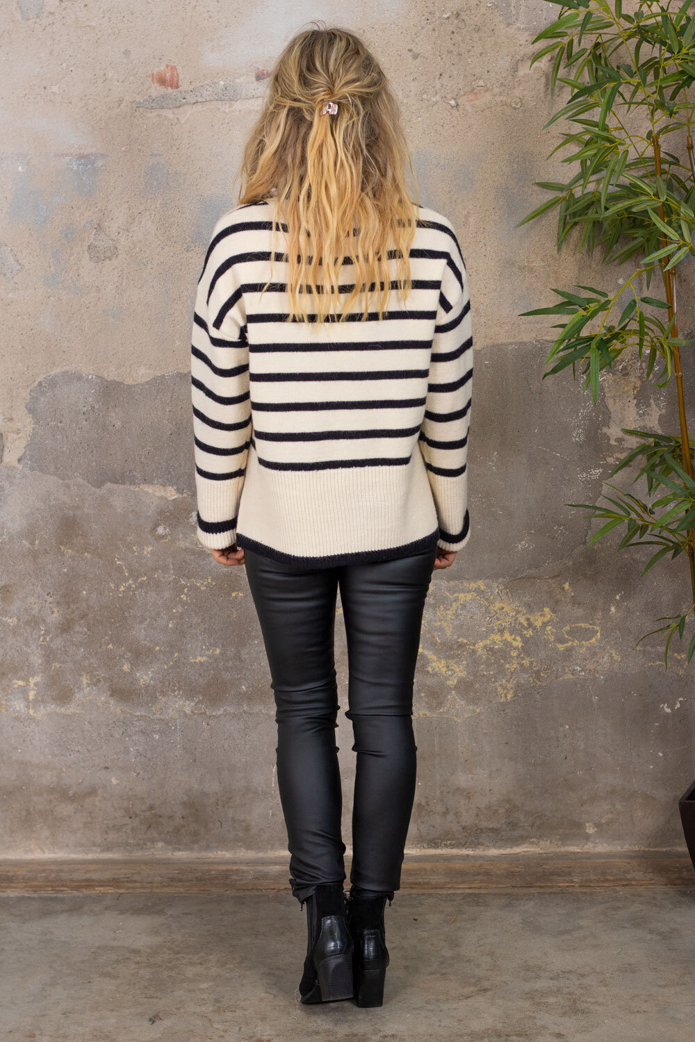 Kristy Polo Shirt - Striped - Beige / Black
