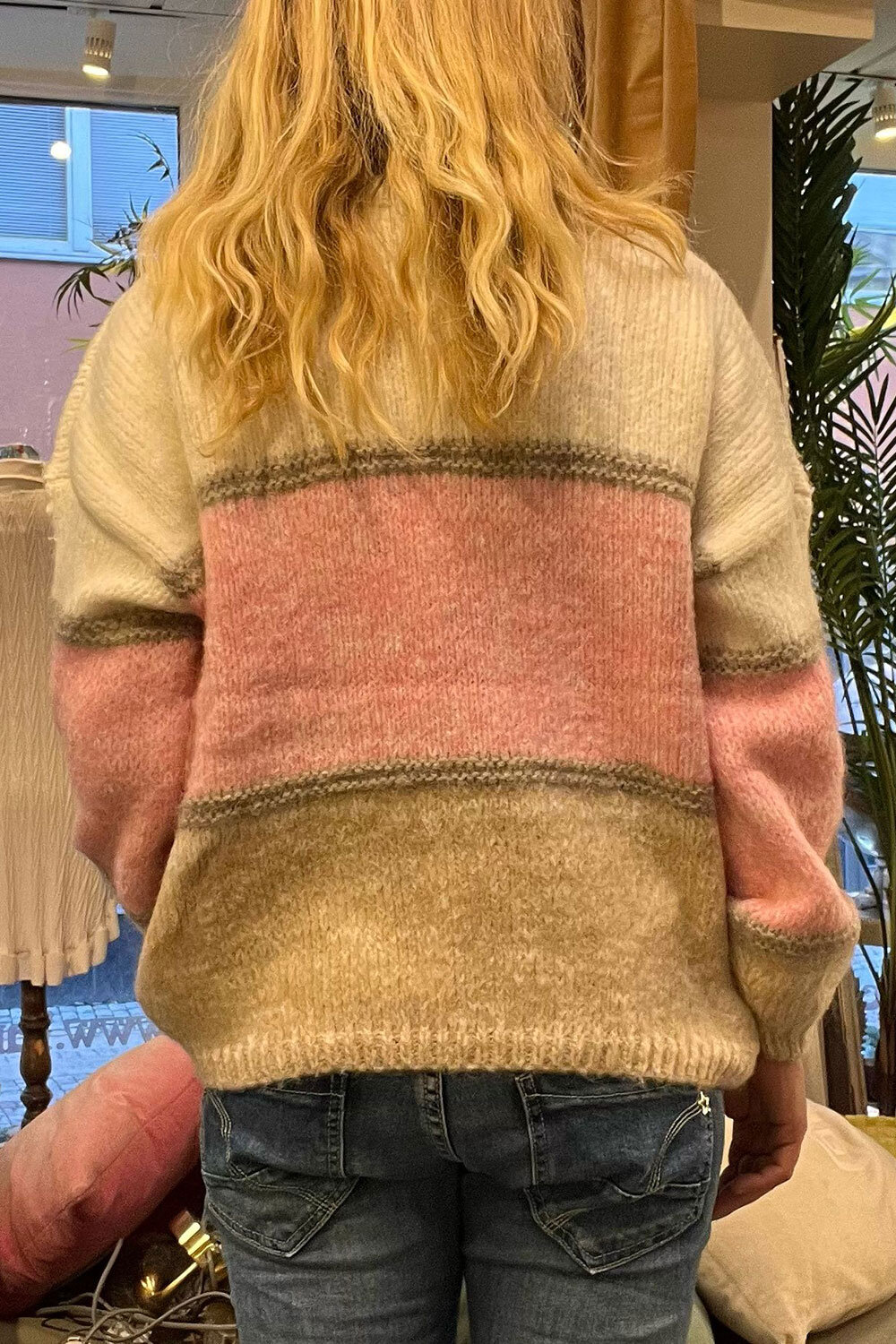 Maddie Knitted Sweater - Beige/Taupe/Pink