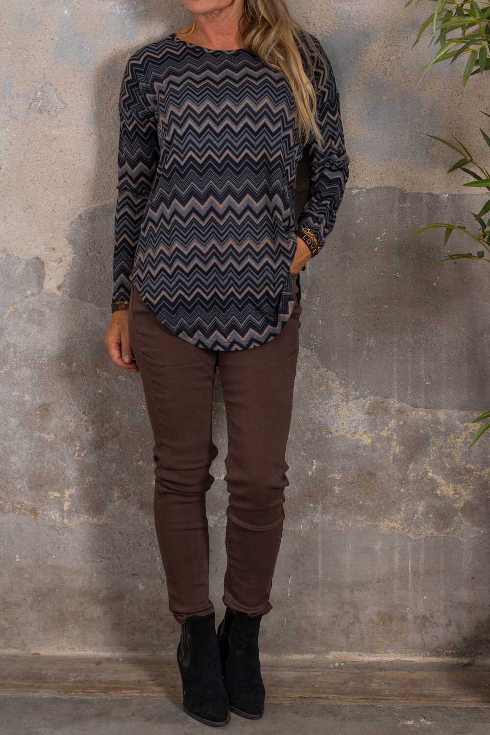 Malin sweater - Zip back - Zigzag - Mocca