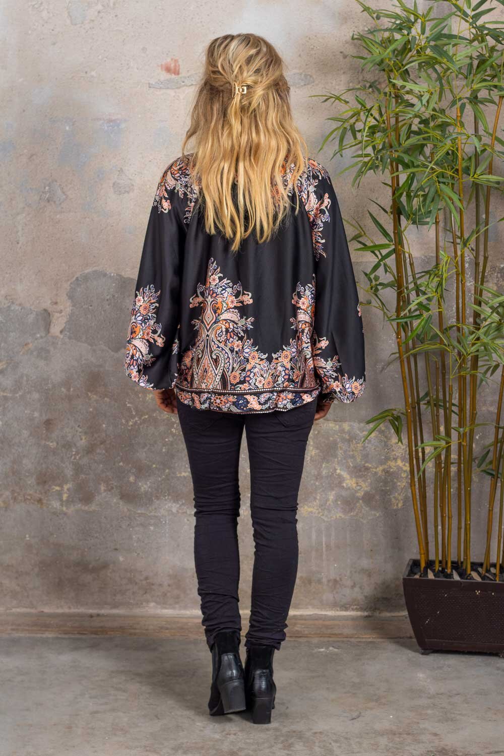 Marcia blouse - Floral Pattern - Black