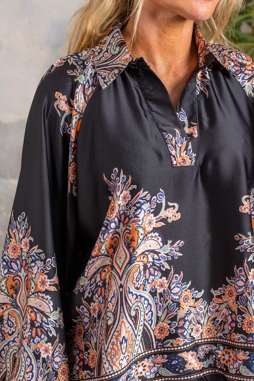 Marcia blouse - Floral Pattern - Black