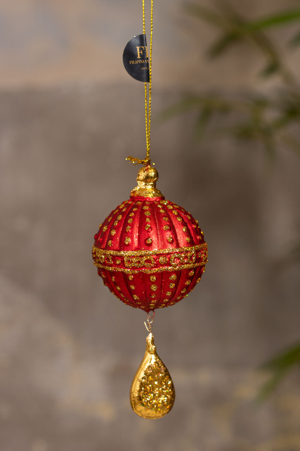 Small Christmas ball with pendant - Red/Gold