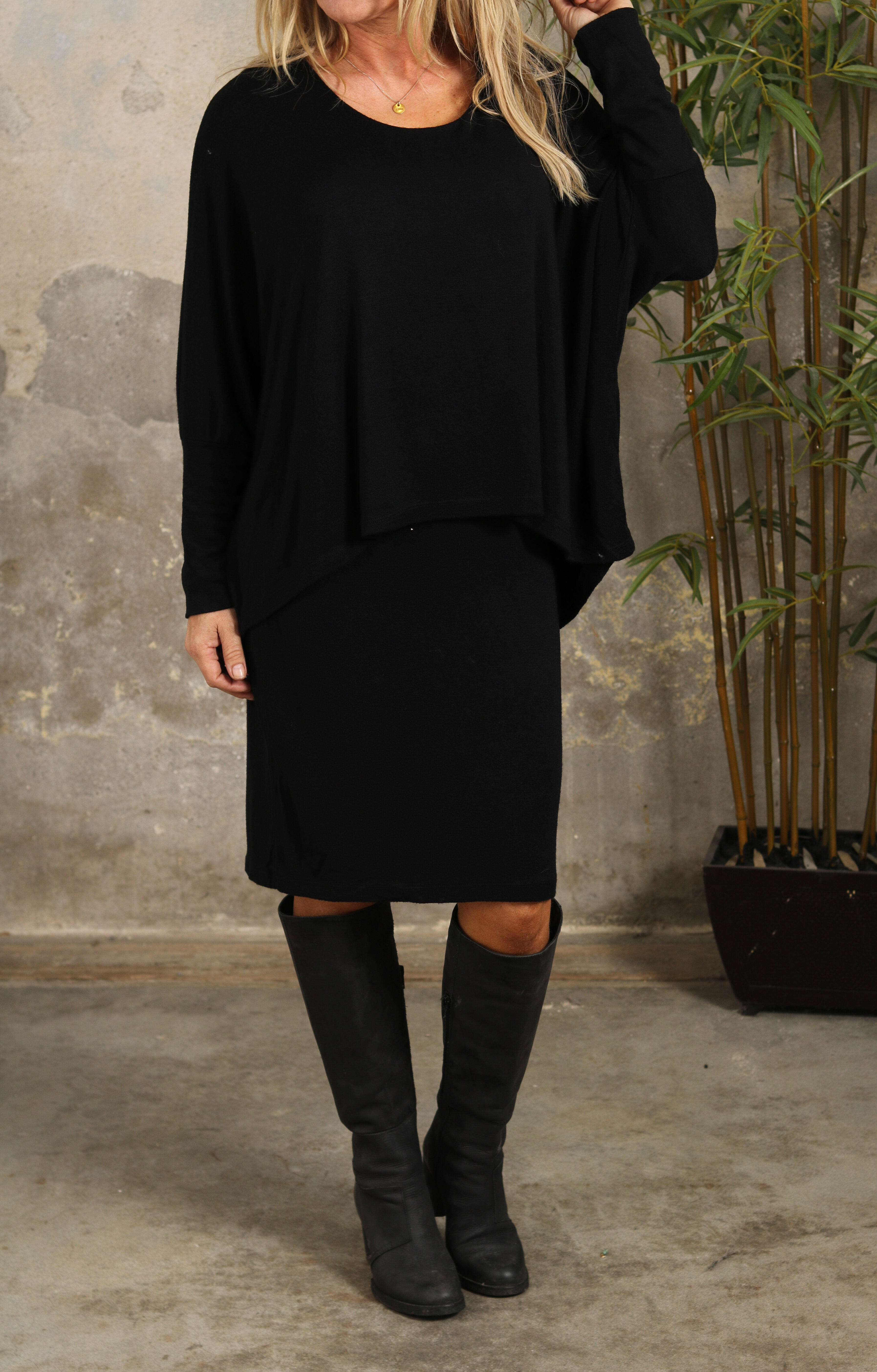Naomi Fine Knit Dress - Black