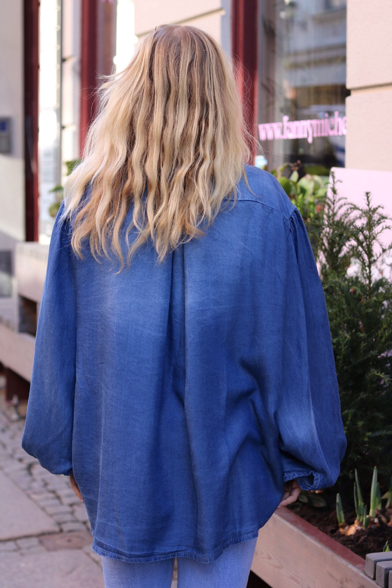 Olivia Jeans blouse - Ruffle edge