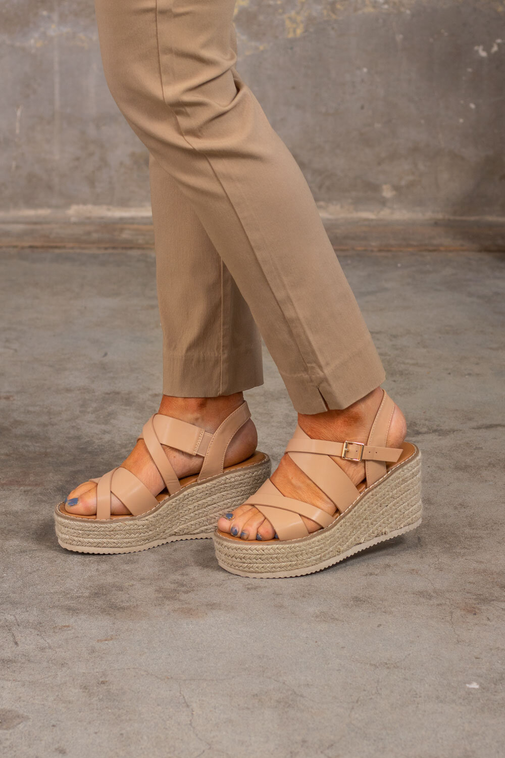 Sandals with Wedge Heel - Taupe