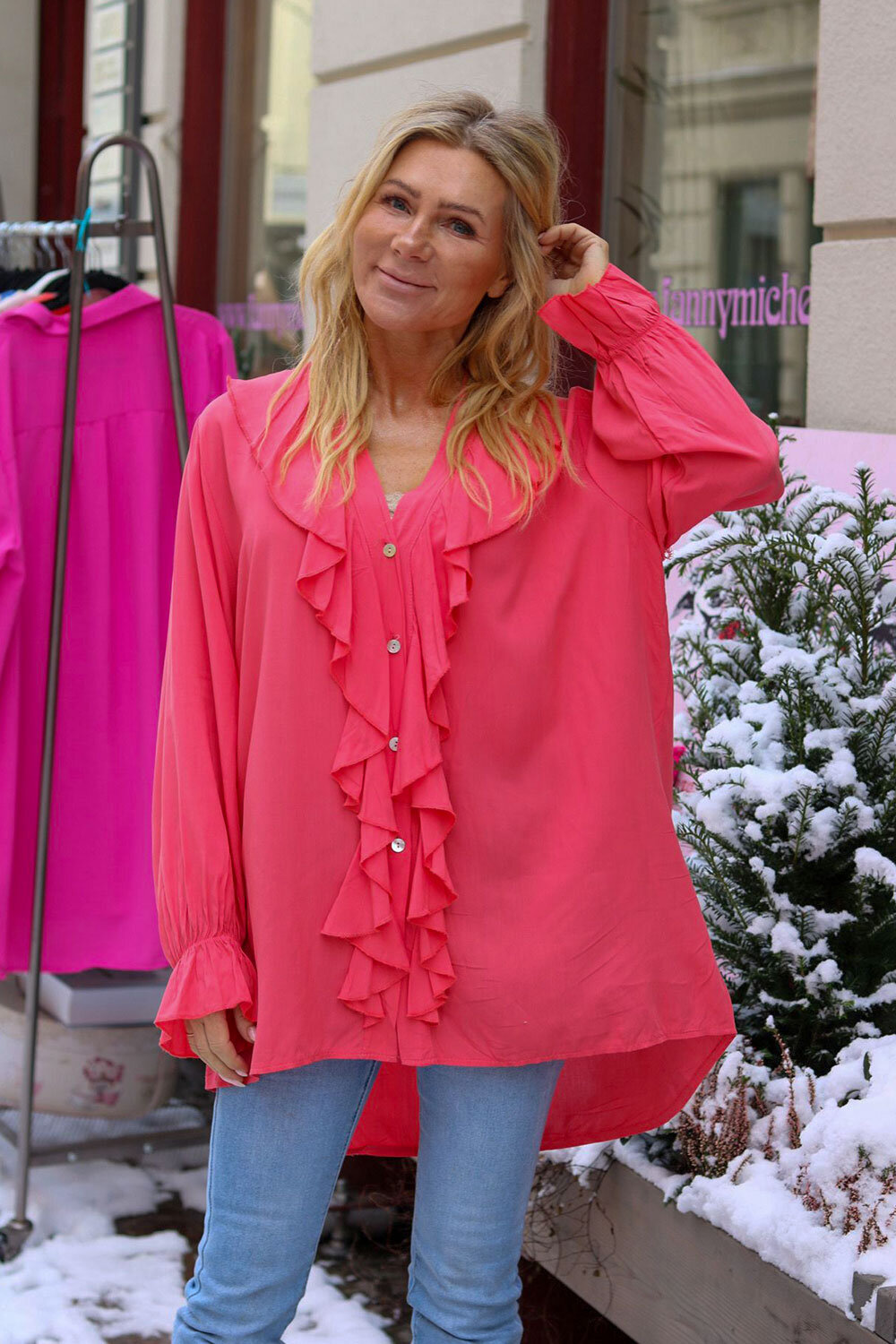 Sara blouse with frills - Coral