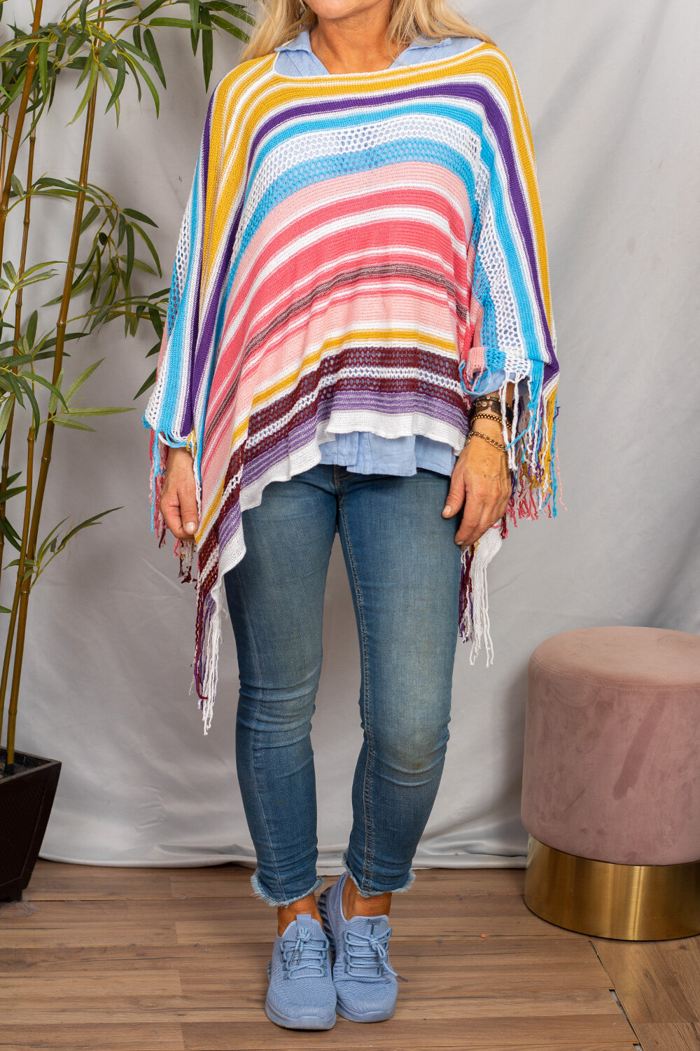 Knitted striped poncho - Rouge