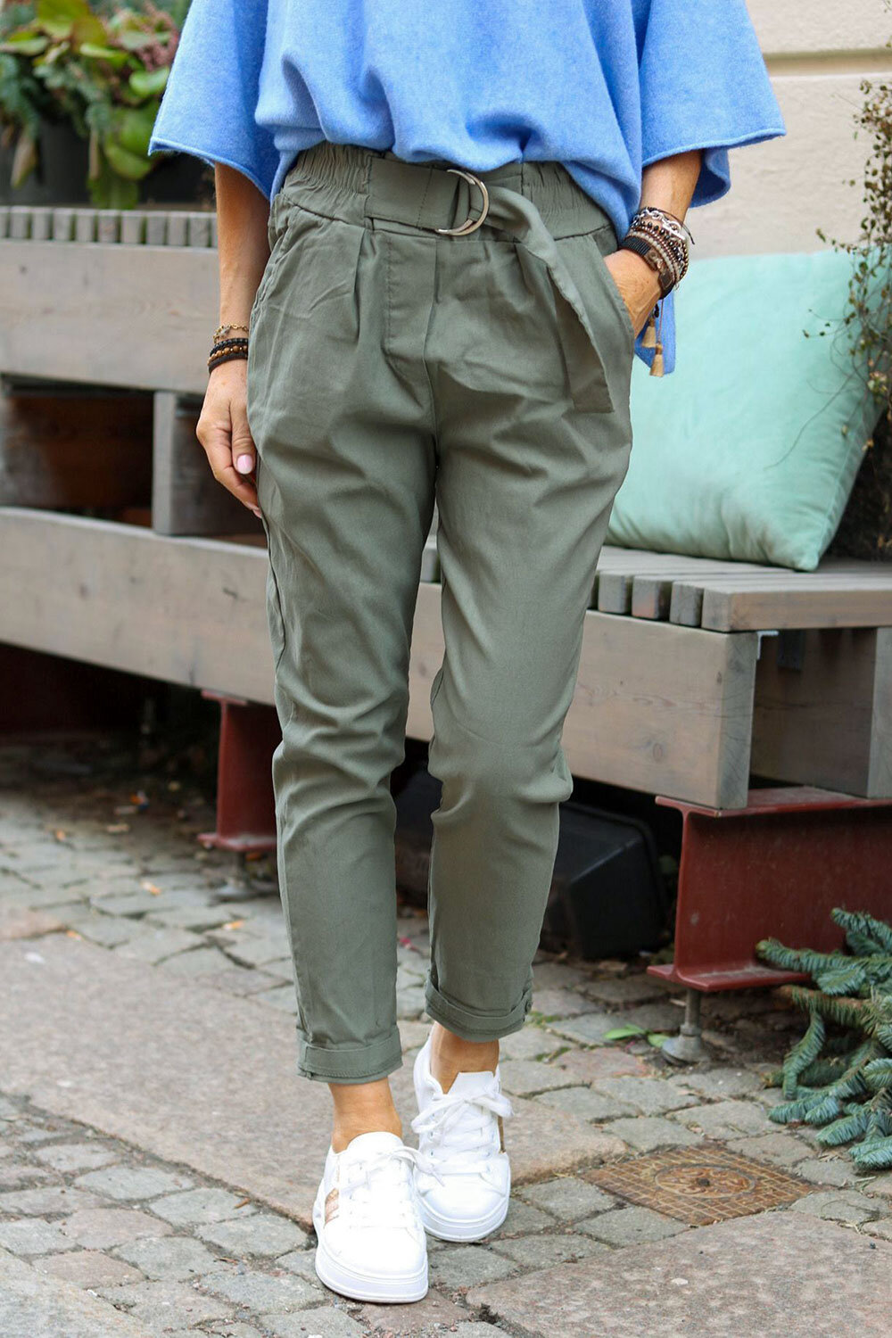 Stretchy trousers with Belt - Khaki