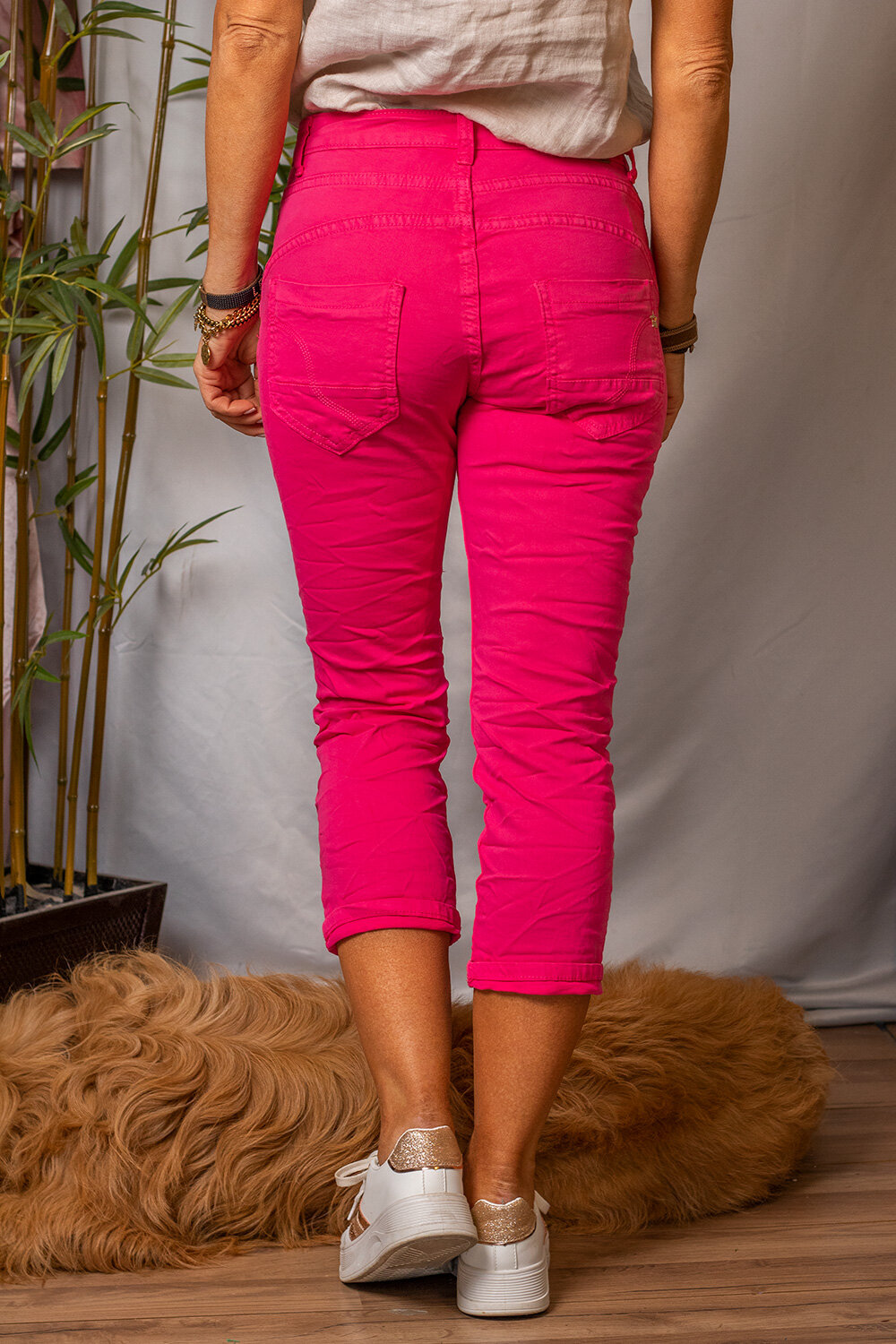 Anna Magnani, three Quarter Pants, crop Top, tube Top, waistcoat, lace,  blouse, zipper, jeans, pocket | Anyrgb