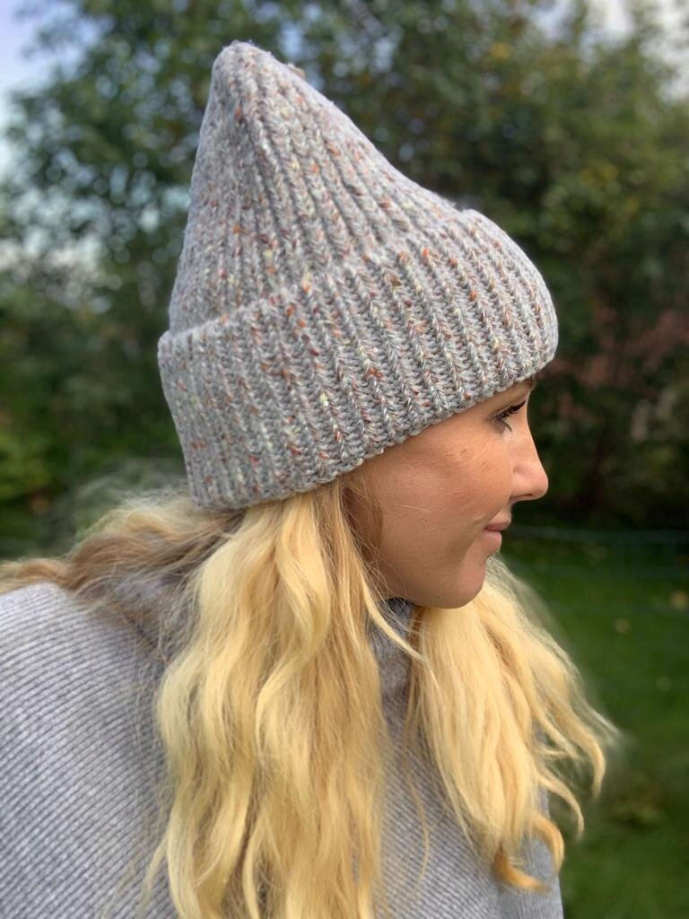 Mottled knitted hat - Gray